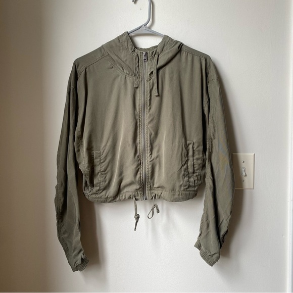 Abercrombie & Fitch Olive Green Women's Hooded Jacket size XS - Picture 1 of 5